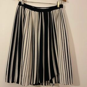 Worthington Pleated Skirt, Black and White Stripes, Size 14